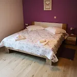 Aria 아파트